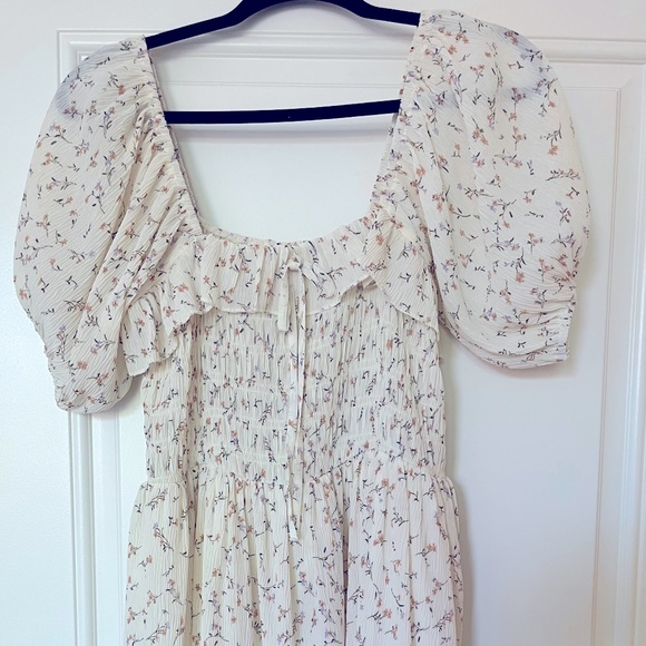 Carly Jean Los Angeles “Juliette” Mini Dress in Ivory - Picture 7 of 8